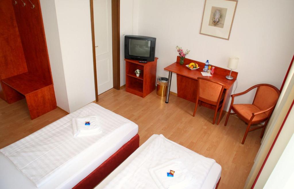 Hotel am Ledermuseum Offenbach am Main Zimmer foto